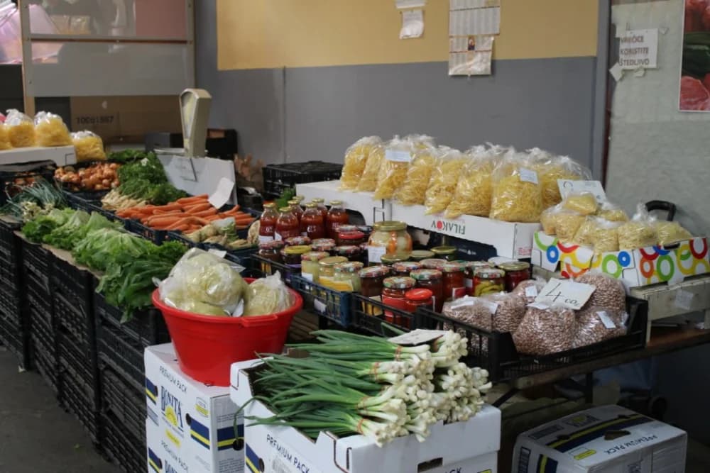 Uskrsna ponuda na požeškoj tržnici