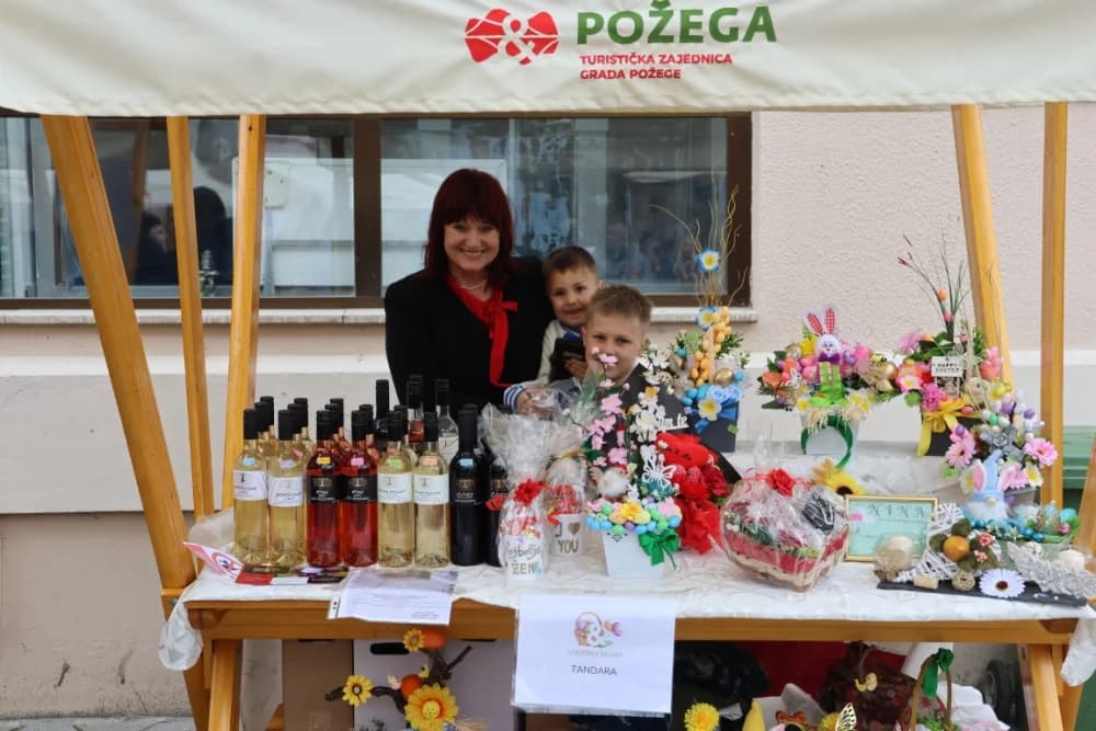 Uz požeške obrtnike političari i ove godine dijelili posne obroke