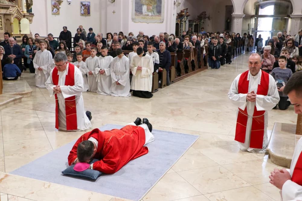 Obredi Muke Gospodnje u požeškoj Katedrali