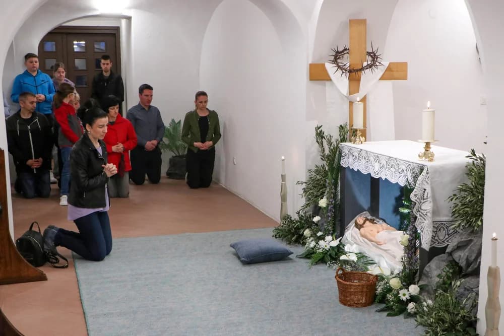 Obredi Muke Gospodnje u požeškoj Katedrali