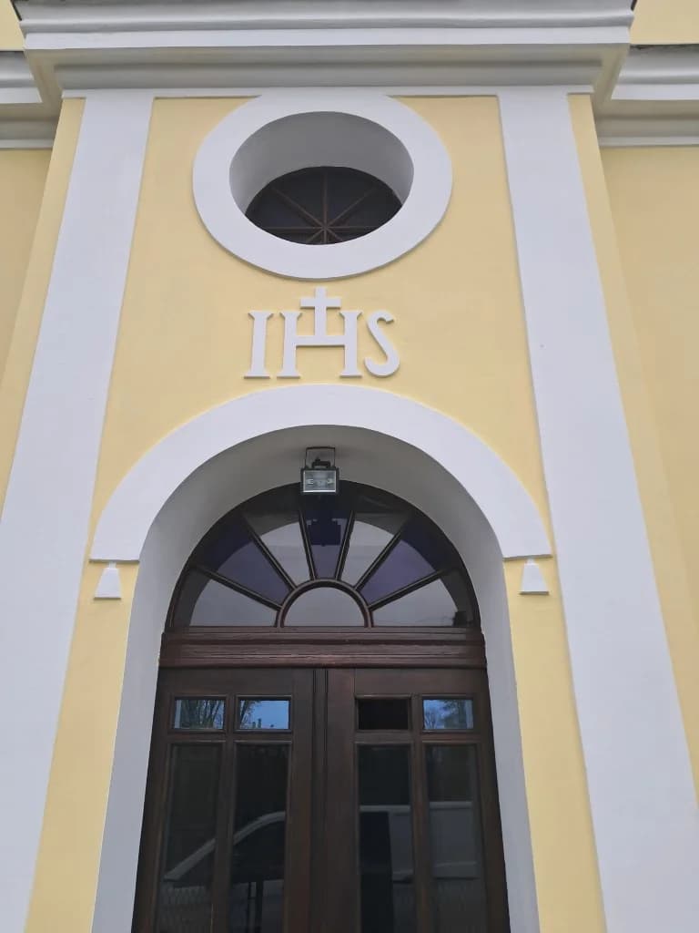 Nakon sanacije domova i gradnje nogostupa u tri sela obnovljena kapela u Pavlovcima