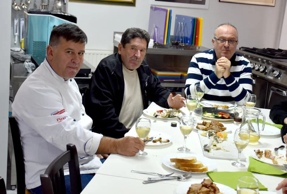 SALON  JELUŠIĆ d.o.o. IZ KAPTOLA: Predstavljena profesionalna kuhinjska oprema