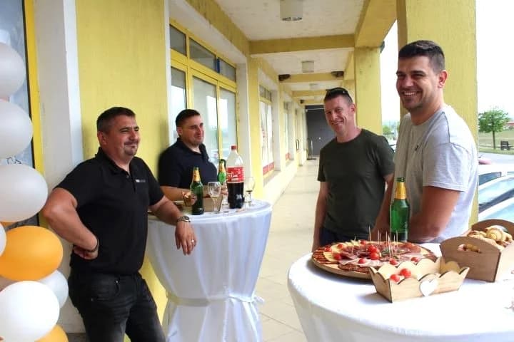 PLETERNICA: U Orljavskoj ulici otvorena praonica i peglaonica rublja vlasnice Renate Pavić