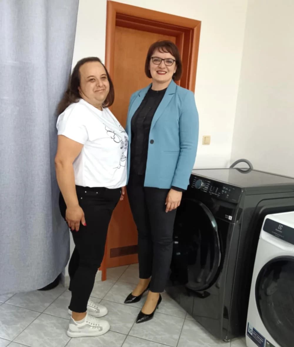 PLETERNICA: U Orljavskoj ulici otvorena praonica i peglaonica rublja vlasnice Renate Pavić