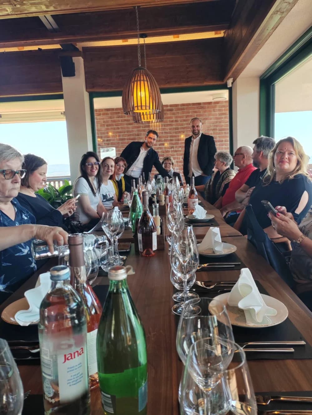 Druženje s članicama udruge WOW: Nova berba Roséa Premium u Vili Vinkomir