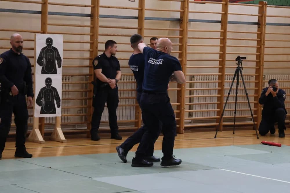 Dan otvorenih vrata policije u Požegi