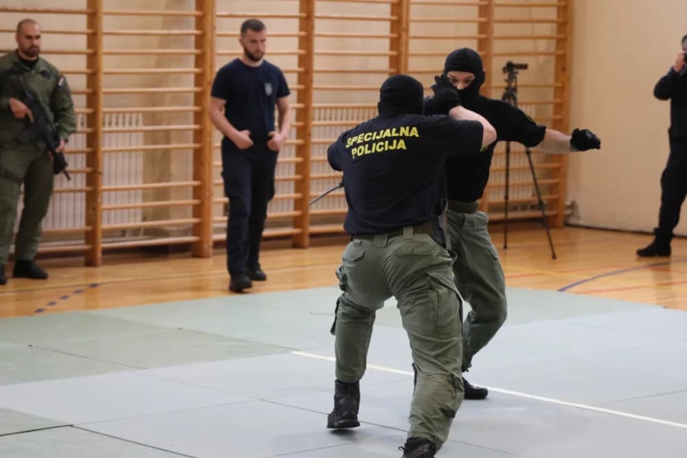 Dan otvorenih vrata policije u Požegi