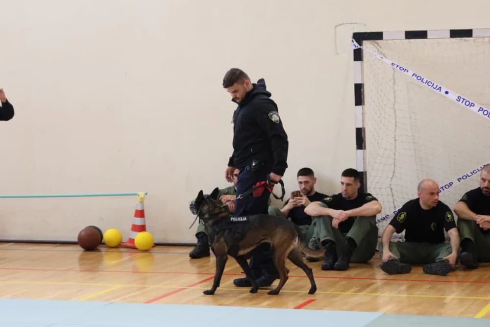 Dan otvorenih vrata policije u Požegi