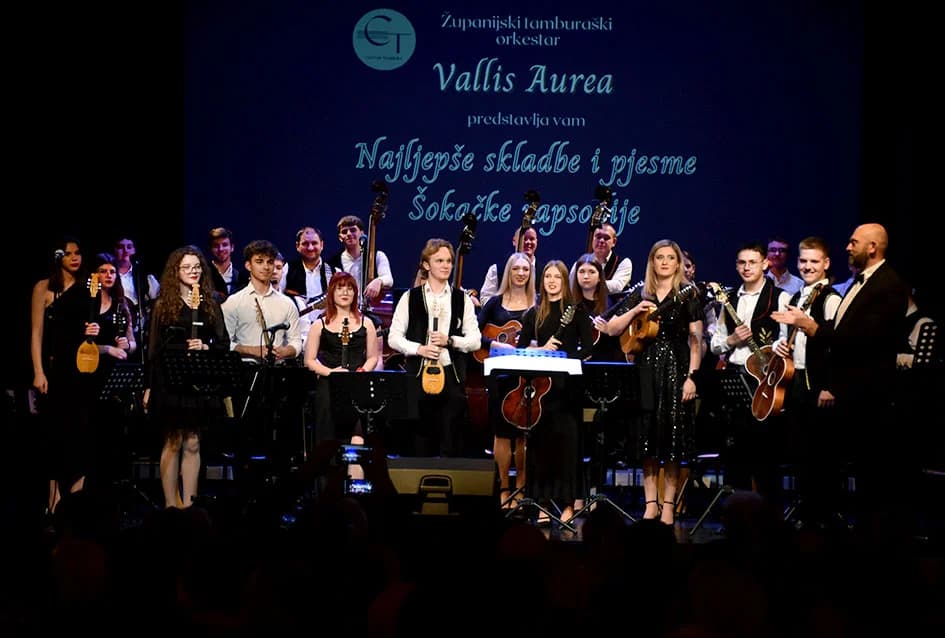 Koncert Županijskog tamburaškog orkestra „Vallis Aurea“ iz Požege:“ Prenose ljubav prema tamburi i tradiciji“