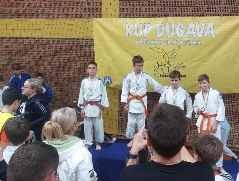 ČAGLINSKI JUDO KLUB “SLAVONAC“: Na međunarodnom turniru u Zagrebu osvojili devet medalja