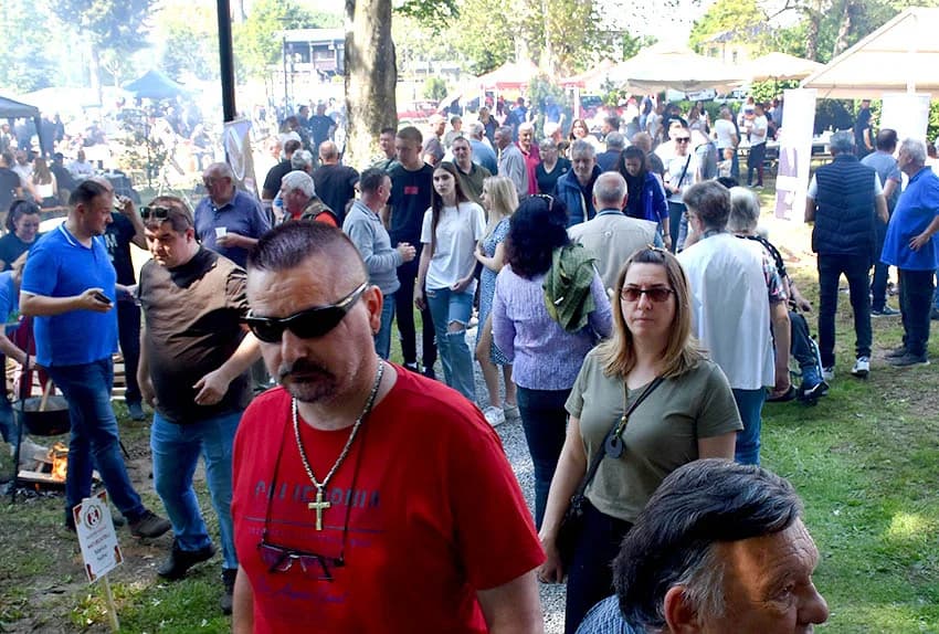 Na ovogodišnjem „Požeškom kotliću“ natjecalo se više od 40 gastro majstora: Najbolji među njima je bio Tomislav Deli iz Boričevaca