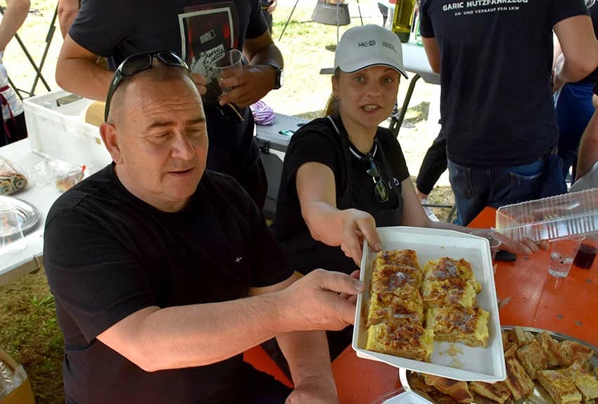 Na ovogodišnjem „Požeškom kotliću“ natjecalo se više od 40 gastro majstora: Najbolji među njima je bio Tomislav Deli iz Boričevaca
