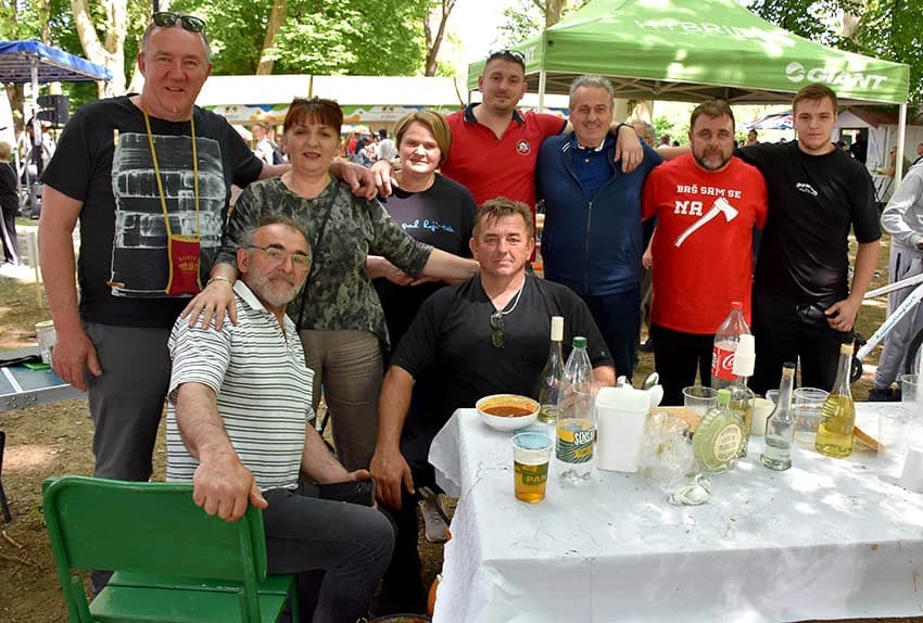 Na ovogodišnjem „Požeškom kotliću“ natjecalo se više od 40 gastro majstora: Najbolji među njima je bio Tomislav Deli iz Boričevaca