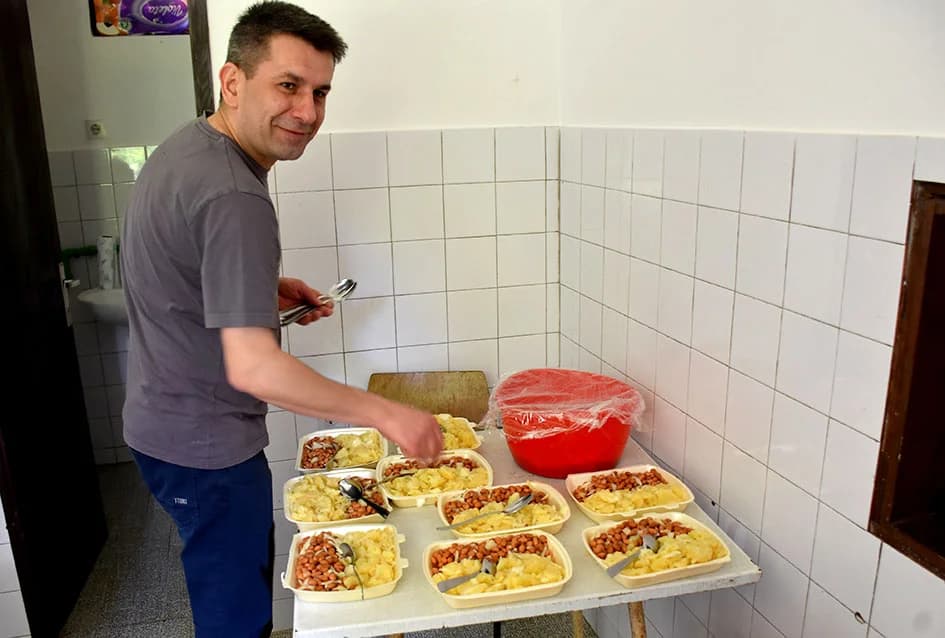Radnici Plamena druženjem u Velikoj proslavili Praznik rada
