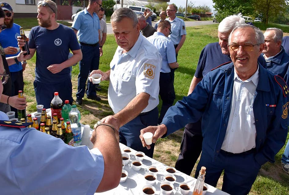 Nitko ne slavi sv. Florijana kao Grabarački vatrogasci