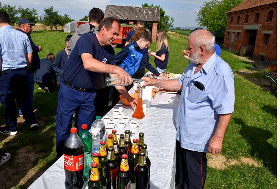 Nitko ne slavi sv. Florijana kao Grabarački vatrogasci