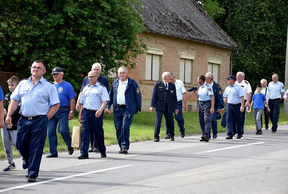 Nitko ne slavi sv. Florijana kao Grabarački vatrogasci