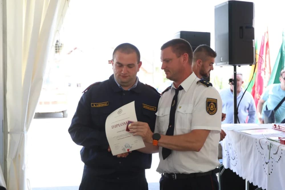 (FOTOGALERIJA) Sulkovački vatrogasci proslavi 100. obljetnicu postojanja
