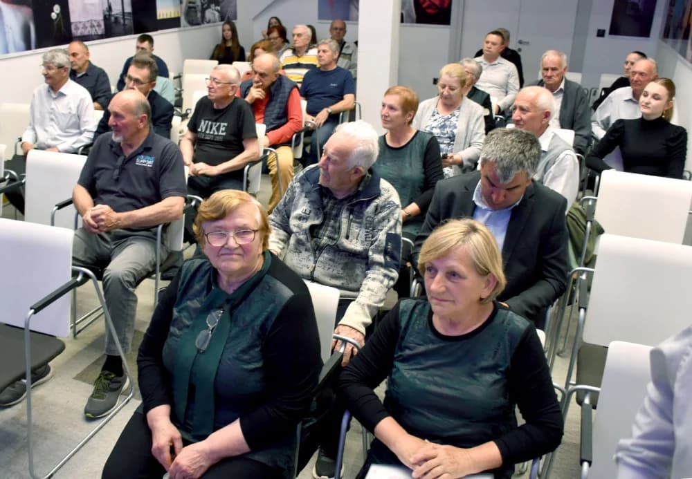 Povijesno društvo Požega organiziralo je predavanje o Česima u Hrvatskoj