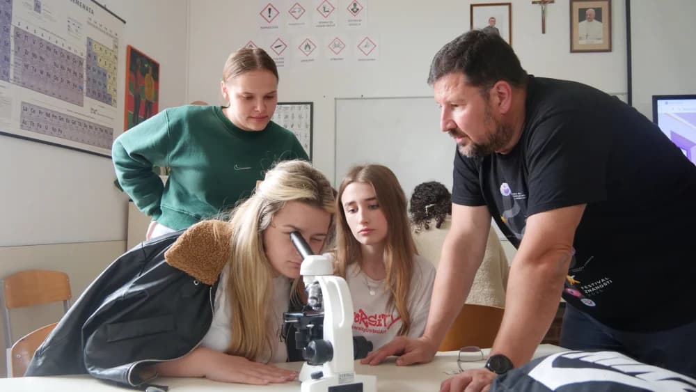 Festival znanosti u Katoličkoj gimnaziji Požega
