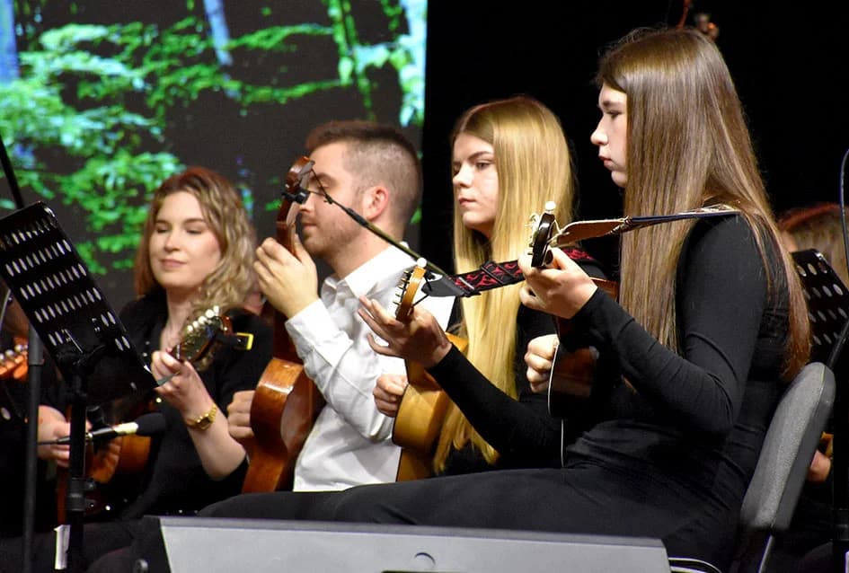 1.VEČER TAMBURE ZA DUŠU U KAPTOLU: Virtuoznost tamburaških orkestara i brojne uspješnice sa kaptolačkih festivala