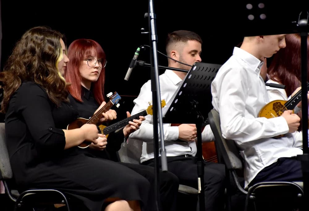 1.VEČER TAMBURE ZA DUŠU U KAPTOLU: Virtuoznost tamburaških orkestara i brojne uspješnice sa kaptolačkih festivala