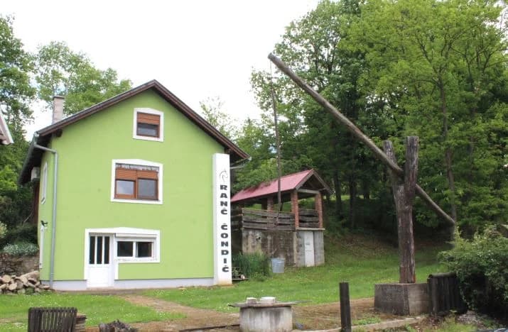 PLETERNIČKO HRVATSKO ŽENSKO DRUŠTVO: Izlet za korisnike zlatne dobi na Ranč Čondić
