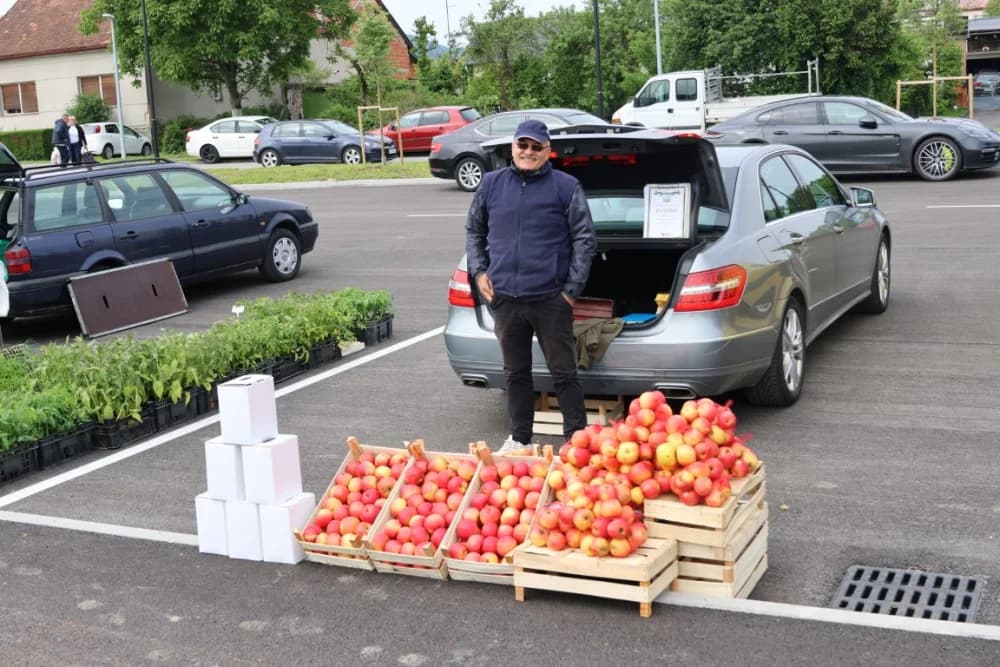 Otvorena nova gradska tržnica u Požegi: „Bilo je onih koji su sumnjičavo gledali na ovaj projekt“