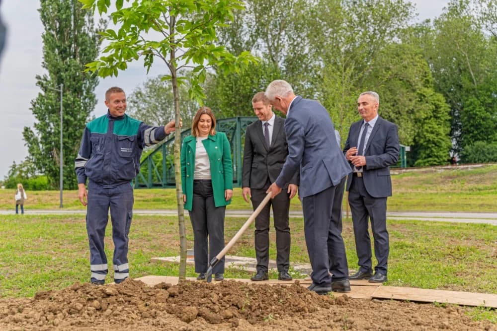 Otvorena nova gradska tržnica u Požegi: „Bilo je onih koji su sumnjičavo gledali na ovaj projekt“