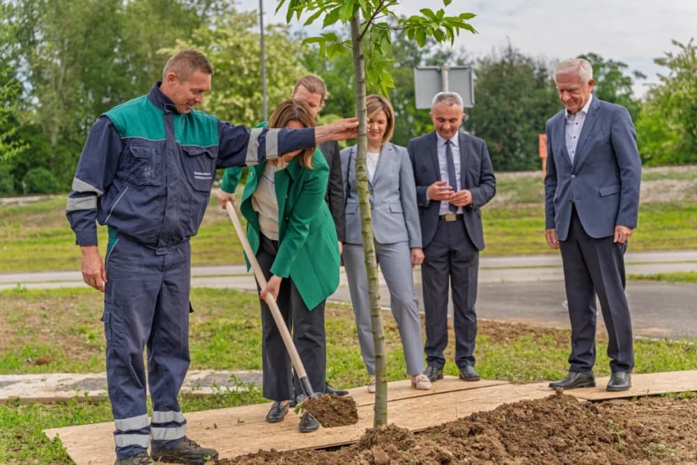 Otvorena nova gradska tržnica u Požegi: „Bilo je onih koji su sumnjičavo gledali na ovaj projekt“