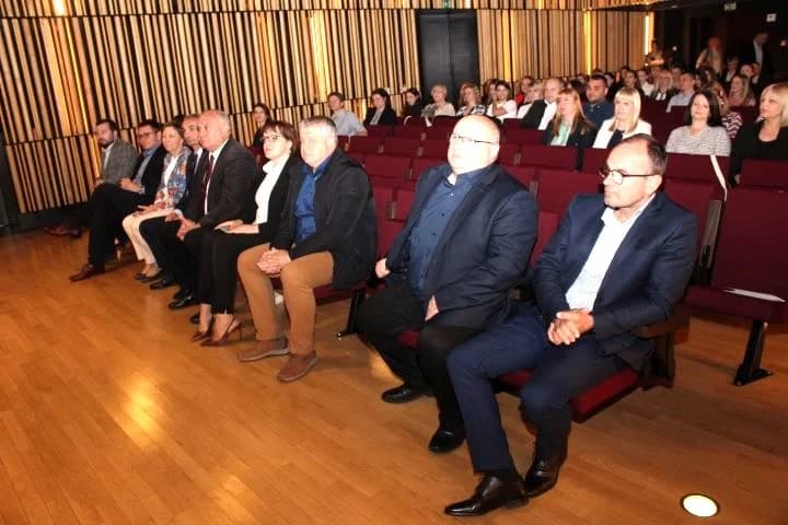 O ZDRAVIM STILOVIMA ŽIVOTA: U Požeštini održan 17. međunarodni kongres „Štamparovi dani“