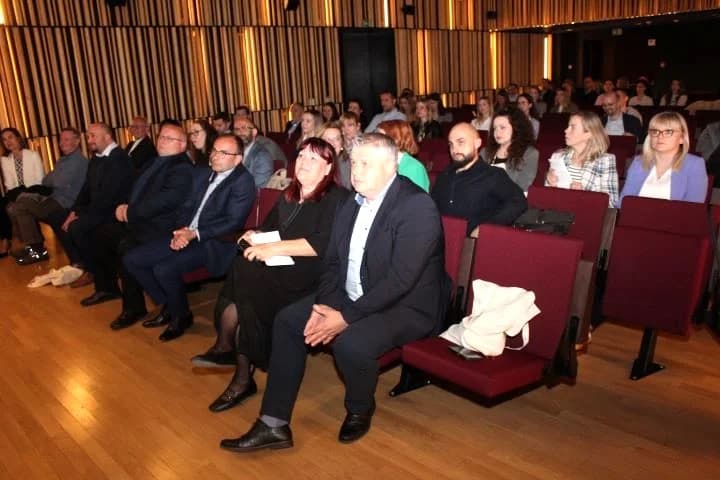 O ZDRAVIM STILOVIMA ŽIVOTA: U Požeštini održan 17. međunarodni kongres „Štamparovi dani“