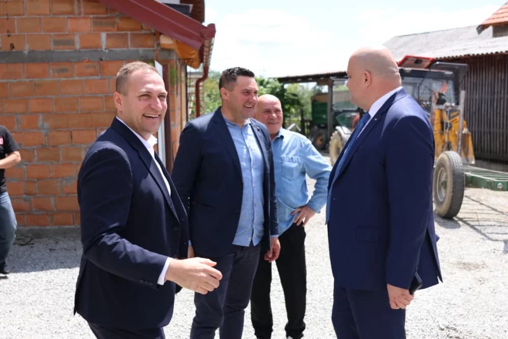 Snažnu podršku požeško-slavonskim DP-ovcima došli dati dvojica ministara