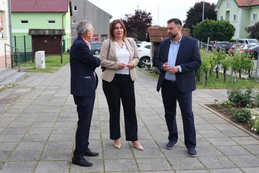 Budimir organizirao završni predizborni skup HDZ-a za grad Kutjevo: Lijepo je bilo vidjeti toliki broj zadovoljnih lica u svim mjestima gdje su skupovi bili!
