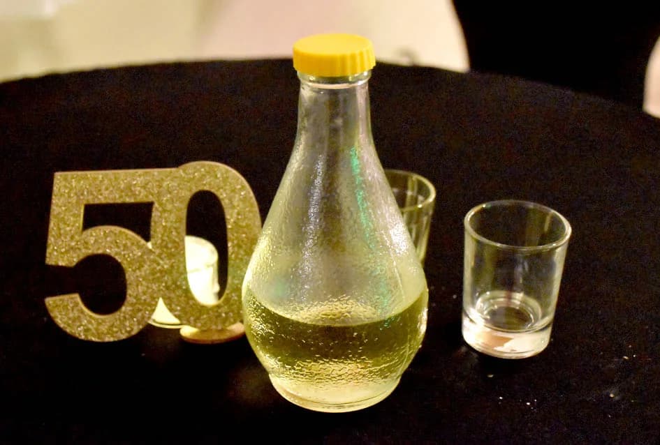 Harmonikašu Josipu Jurgecu za 50. rođendan priredili tortu-harmoniku