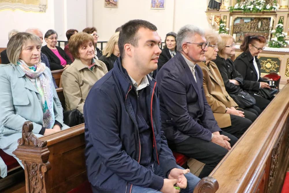 Hodočašće vjernika Pleterničkog dekanata u požešku Katedralu i crkvu sv. Lovre