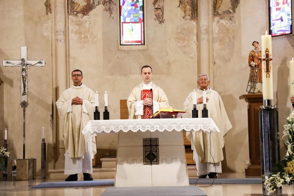 Hodočašće vjernika Pleterničkog dekanata u požešku Katedralu i crkvu sv. Lovre