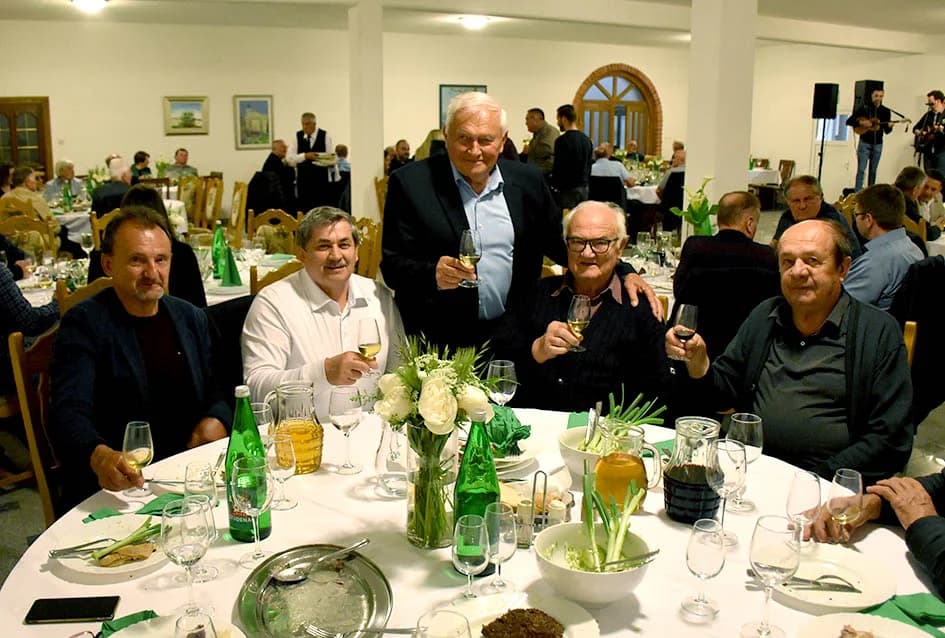Ugledni vinar Ivo Enjingi proslavio 85. rođendan uz brojne prijatelje i poslovne ljude
