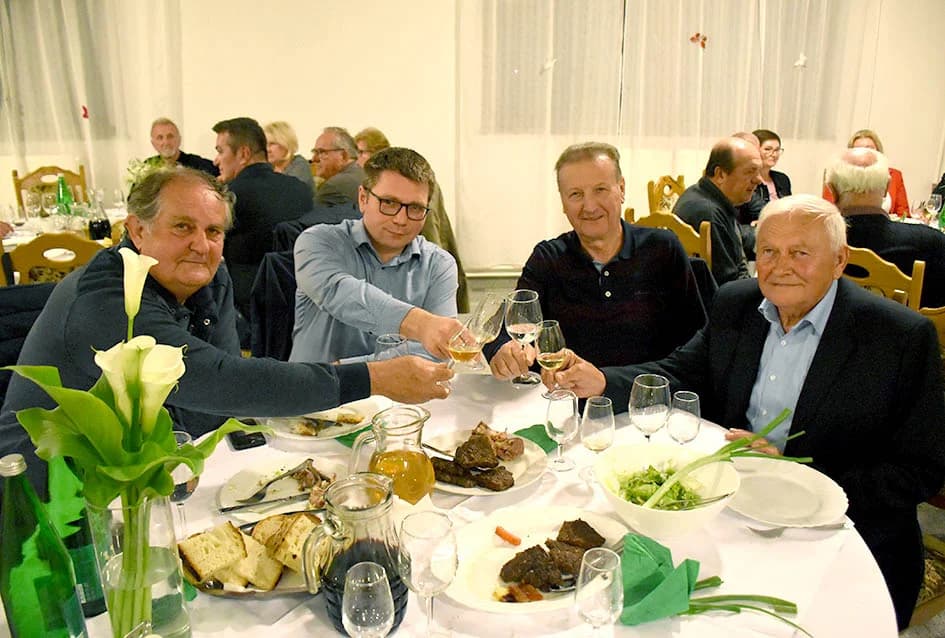 Ugledni vinar Ivo Enjingi proslavio 85. rođendan uz brojne prijatelje i poslovne ljude