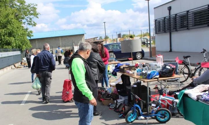 Svibanjski buvljak na prostoru Gradske tržnice u Pleternici