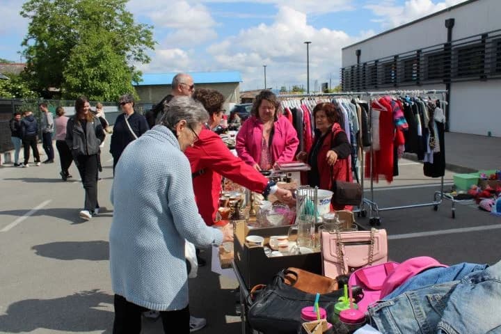 Svibanjski buvljak na prostoru Gradske tržnice u Pleternici