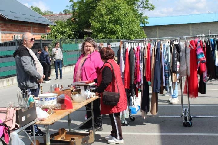 Svibanjski buvljak na prostoru Gradske tržnice u Pleternici