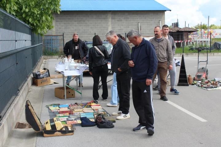 Svibanjski buvljak na prostoru Gradske tržnice u Pleternici