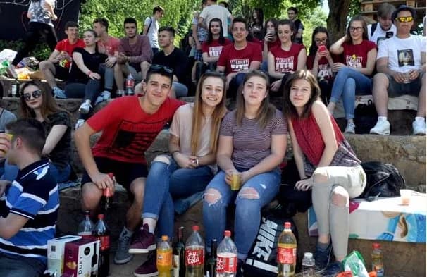 ʼSmilovaoʼ se Savjet mladih Grada Požege na vapaje maturanata!