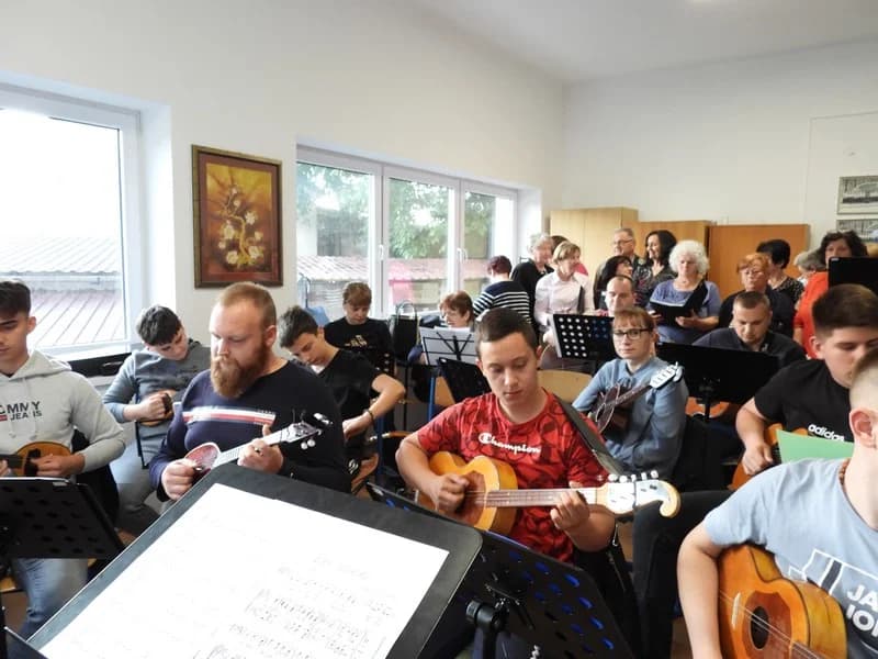 [NAJAVA] KONCERT POŽEŠKOG TAMBURAŠOG ORKESTRA : „TAMBURA ME BUDIʼ