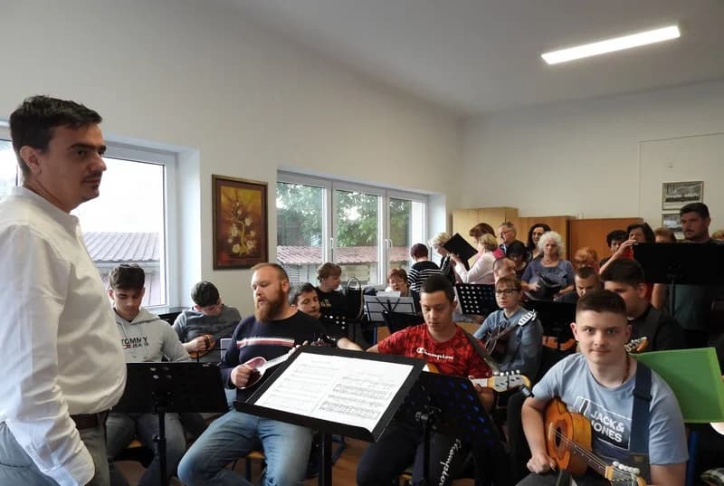 [NAJAVA] KONCERT POŽEŠKOG TAMBURAŠOG ORKESTRA : „TAMBURA ME BUDIʼ