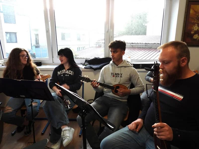 [NAJAVA] KONCERT POŽEŠKOG TAMBURAŠOG ORKESTRA : „TAMBURA ME BUDIʼ
