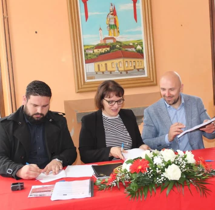 PLETERNIČKI VATROGASNO-EDUKATIVNI CENTAR Potpisan ugovor za radove izgradnje u vrijednosti od 2.6 milijuna eura