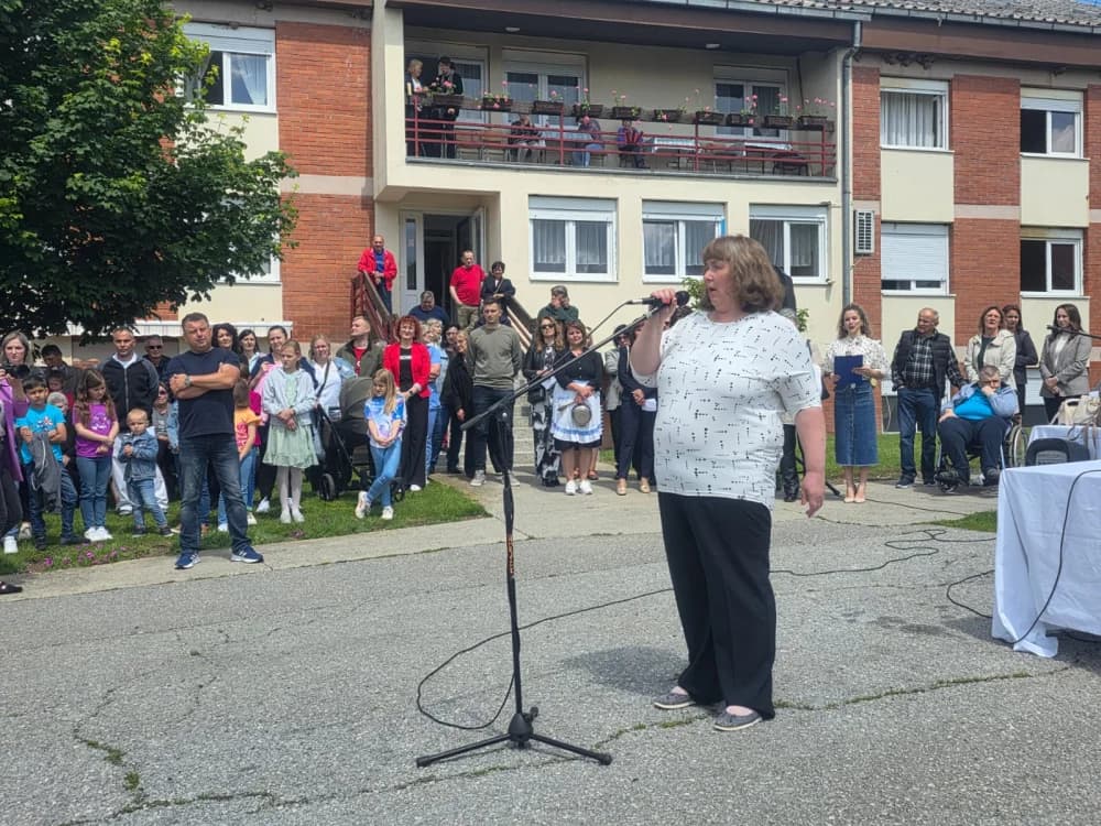 Dirljivi susreti u Domu za starije Ljeskovica koji nikog ne mogu ostaviti ravnodušnima: Danas su ponovno spojene ruke koje su možda predugo bile razdvojene“