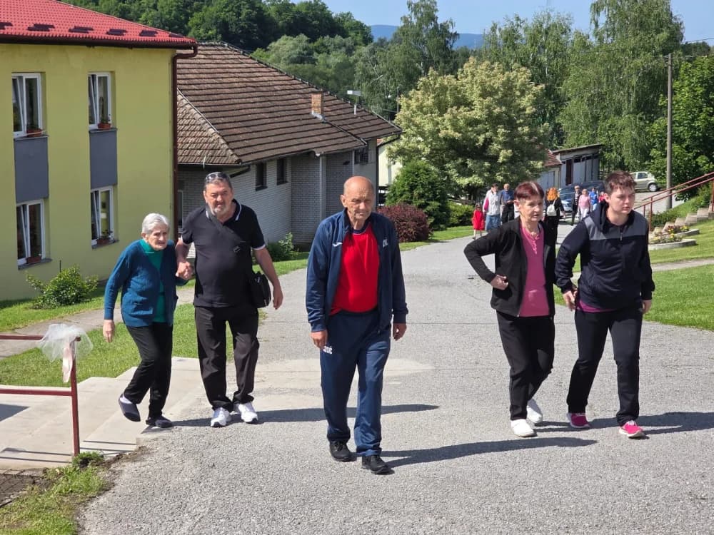 Dirljivi susreti u Domu za starije Ljeskovica koji nikog ne mogu ostaviti ravnodušnima: Danas su ponovno spojene ruke koje su možda predugo bile razdvojene“